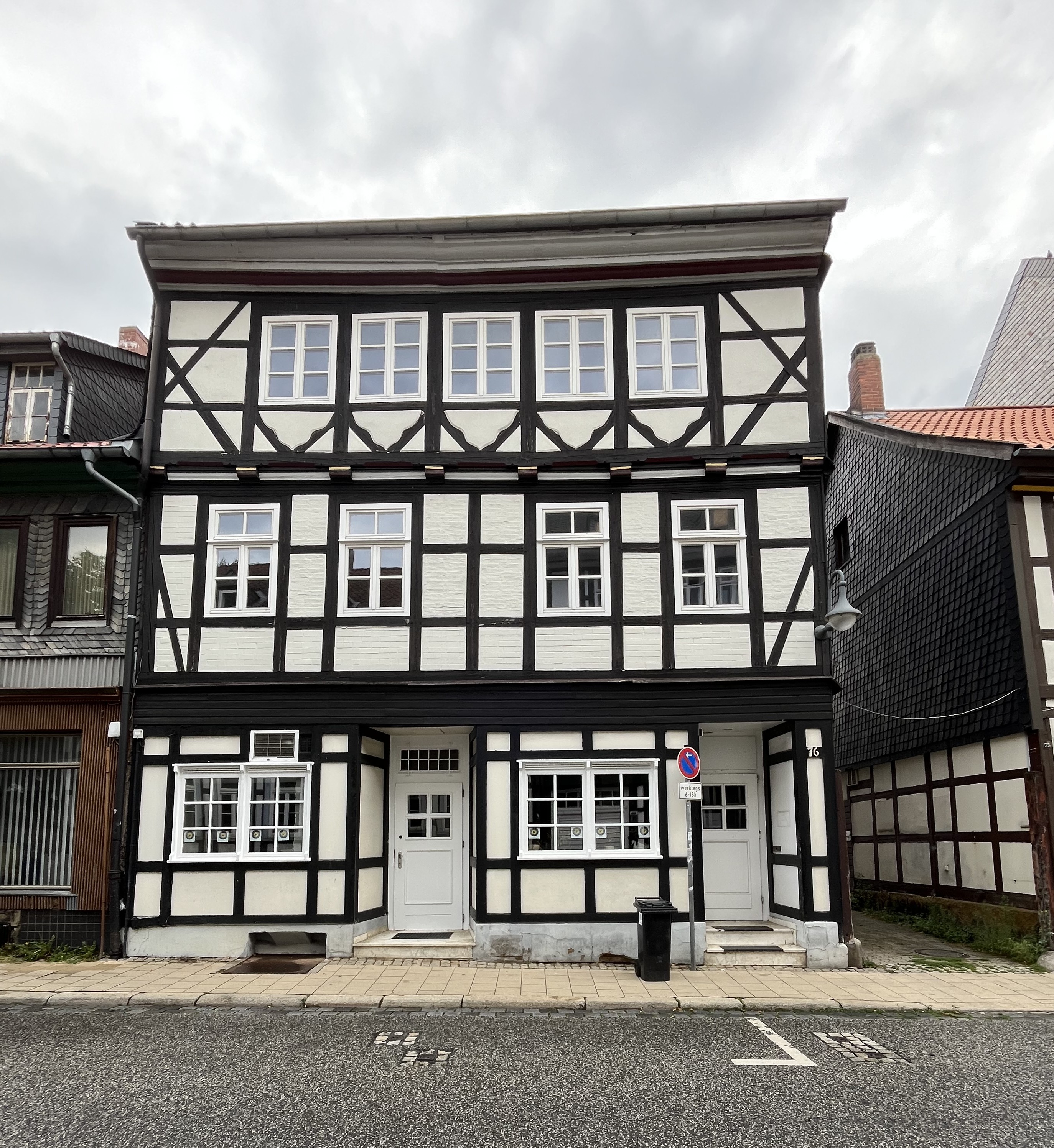 Breite Str. 76